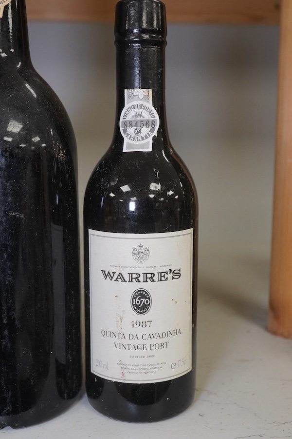 Five bottles of port to include three bottles of Warre’s 1975 (no label), a bottle of C. Da Silvas Vintage 1982 port and a 37.5cl bottle of Warres 1987 Quinta Da Cavadinha. Condition - fair to good, three bottles without